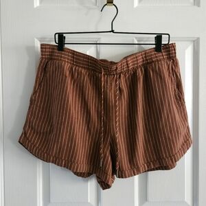 NWOT CALIA By Carrie Underwood Striped Dolphin Shorts